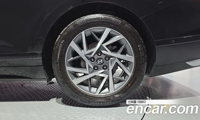 Hyundai Grandeur GN7 — Фото автомобиля 6