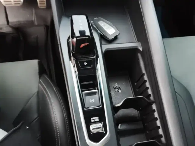 Geely Binrui — Фото автомобиля 13