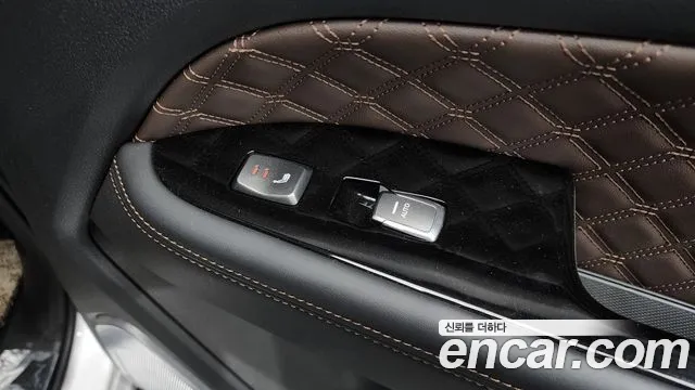 KG_Mobility_Ssangyong Rexton All Rexton Дизель 2.2 4WD — Фото автомобиля 17