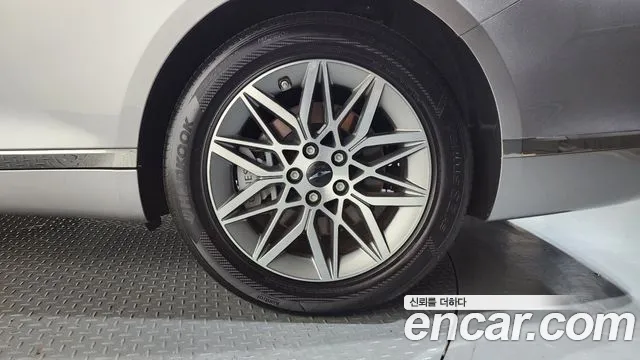 Genesis G80 Бензин 2.5 турбо AWD — Фото автомобиля 20