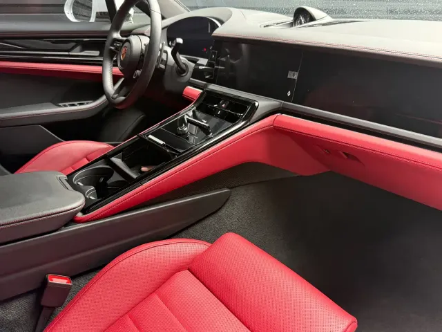 Porsche Panamera — Фото автомобиля 13