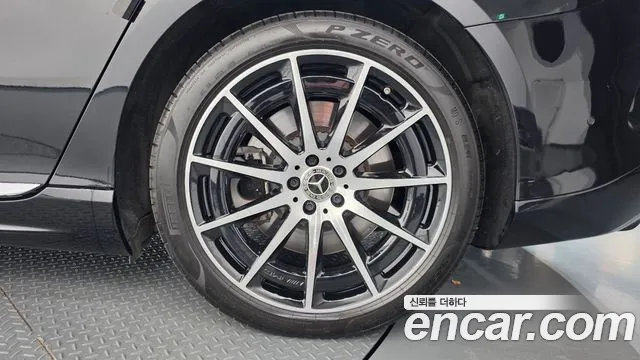 Mercedes-Benz EQS — Фото автомобиля 6