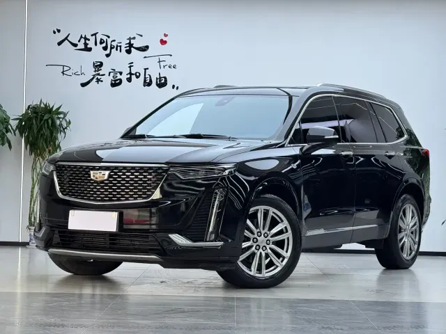 Фотография автомобиля — Cadillac XT6