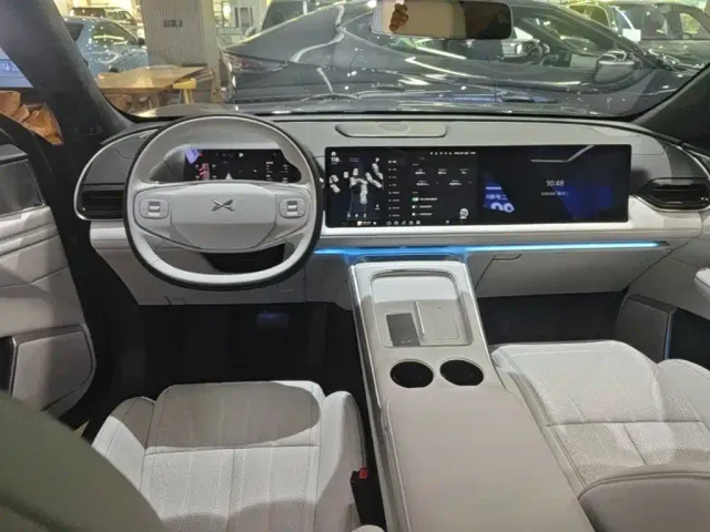 Xpeng G9 — Фото автомобиля 9