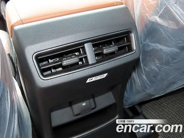 KG_Mobility_Ssangyong Musso Musso (Q300) Дизель 2.2 4WD — Фото автомобиля 16