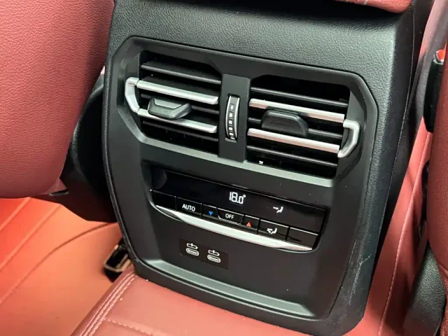 BMW i3 — Фото автомобиля 18