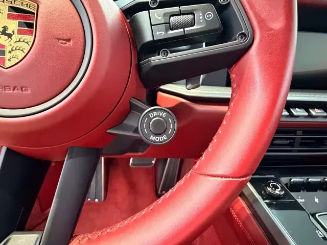 Porsche 911 — Фото автомобиля 8