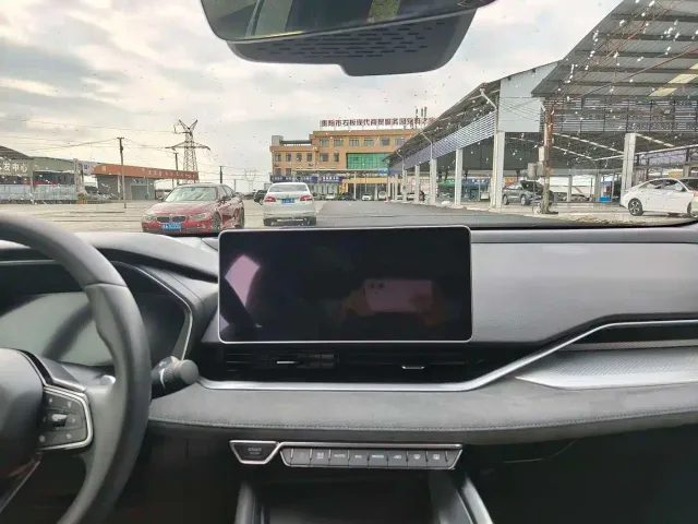 Geely Xingrui — Фото автомобиля 10