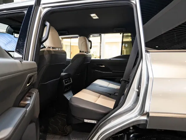 Lexus GX — Фото автомобиля 10