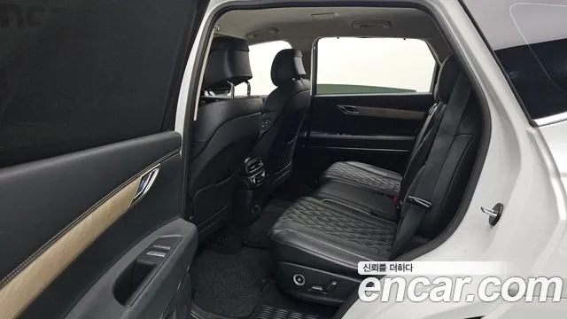 Genesis GV80 — Фото автомобиля 12