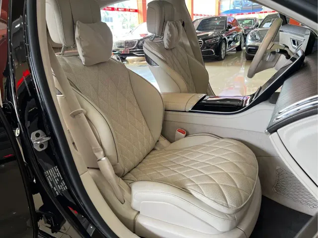 Mercedes-Benz S-Class — Фото автомобиля 12