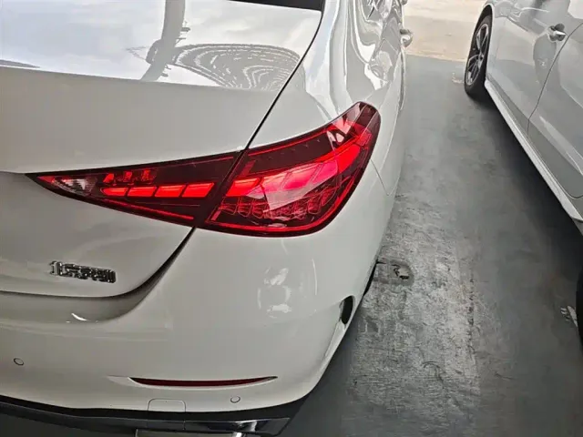 Mercedes-Benz C-Class — Фото автомобиля 7