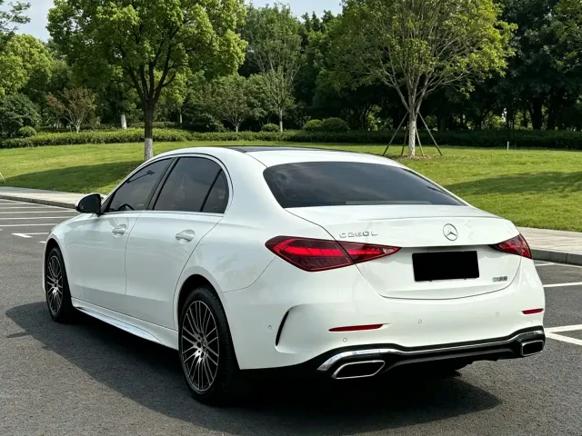 Mercedes-Benz C-Class — Фото автомобиля 6