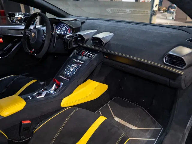 Lamborghini Huracan — Фото автомобиля 28