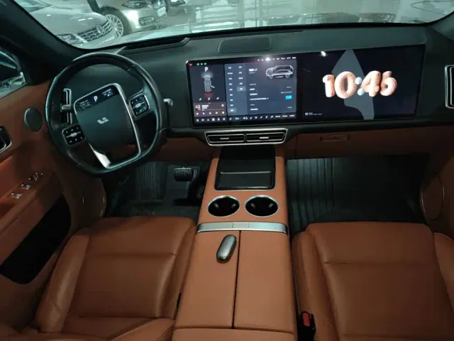Li Auto Li Auto L7 2023 Max — Фото автомобиля 9