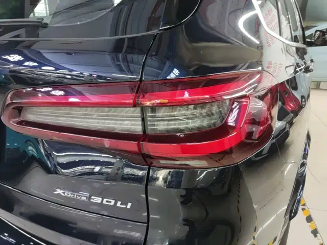 BMW X5 — Фото автомобиля 7
