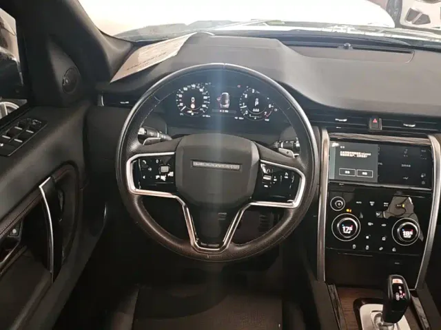 Land Rover Discovery Sport — Фото автомобиля 10