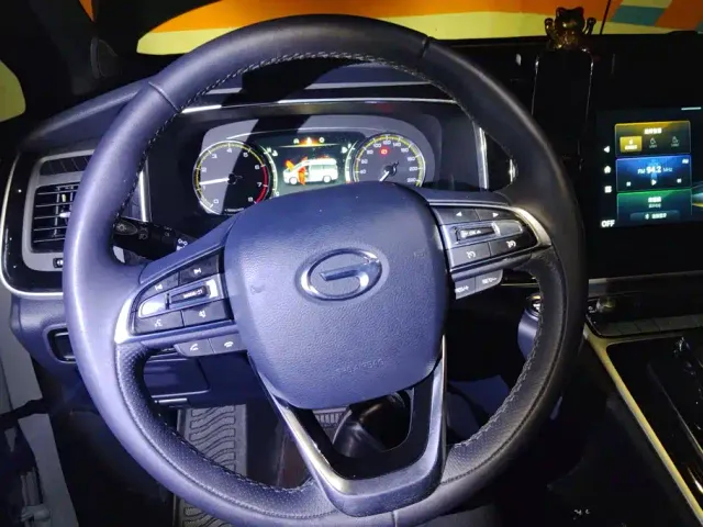 GAC Trumpchi M8 — Фото автомобиля 15