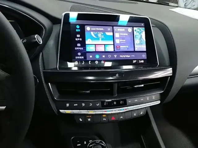 Cadillac CT5 — Фото автомобиля 12