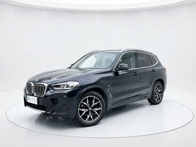Фотография автомобиля — BMW X3