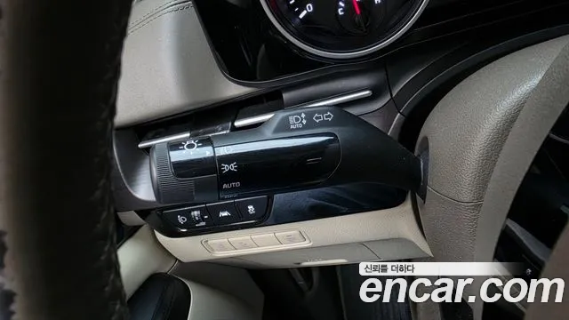 Kia Carnival 4th Gen — Фото автомобиля 29