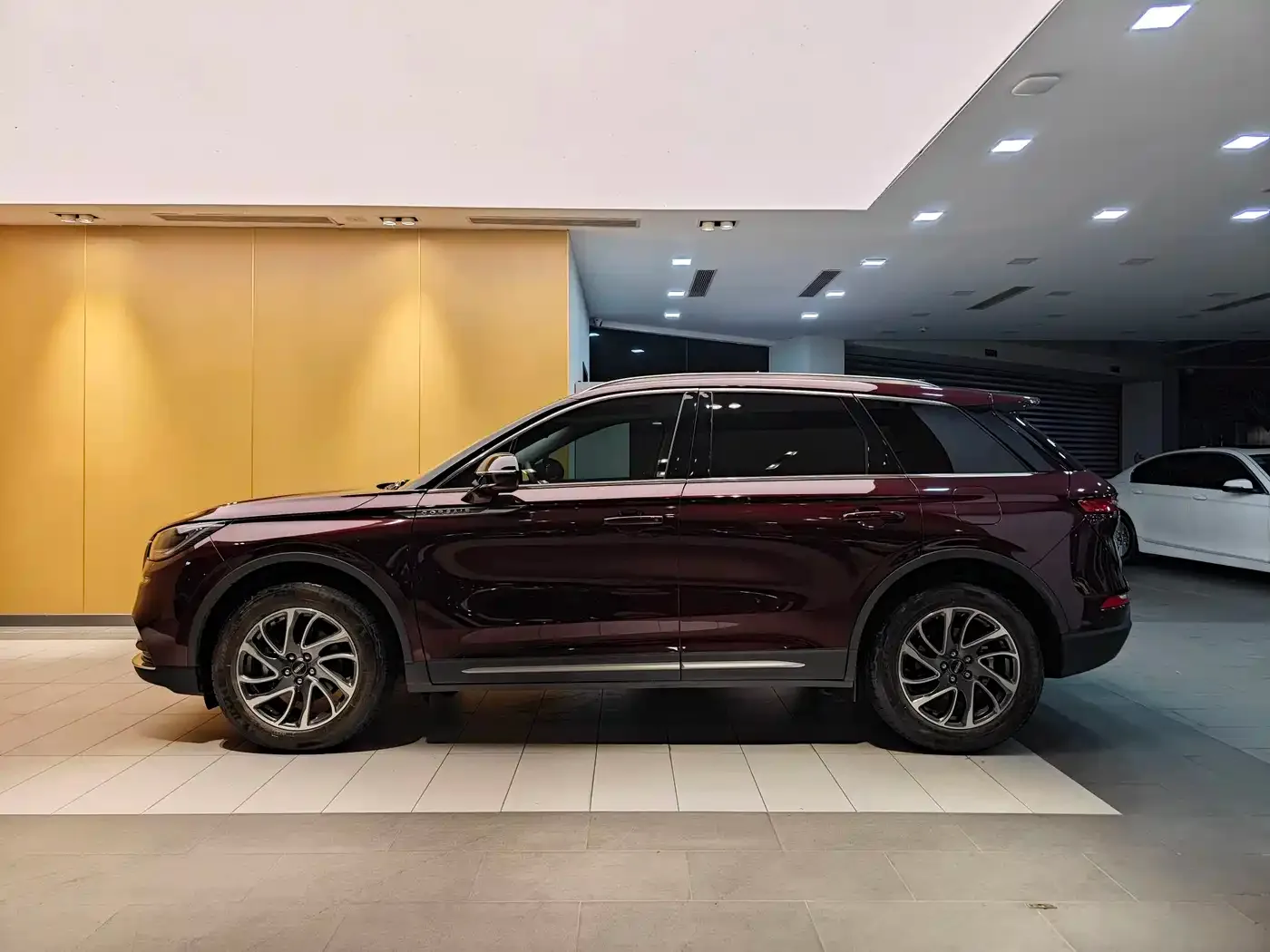 Lincoln Adventurer 2022 2.0T 2WD Deluxe Edition — Фото автомобиля 6