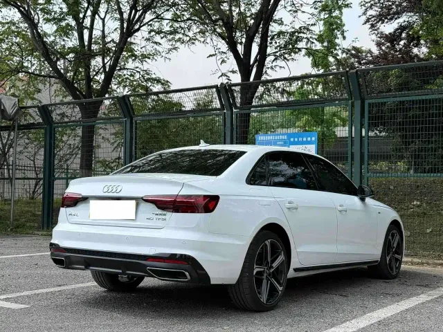 Audi A4L — Фото автомобиля 8