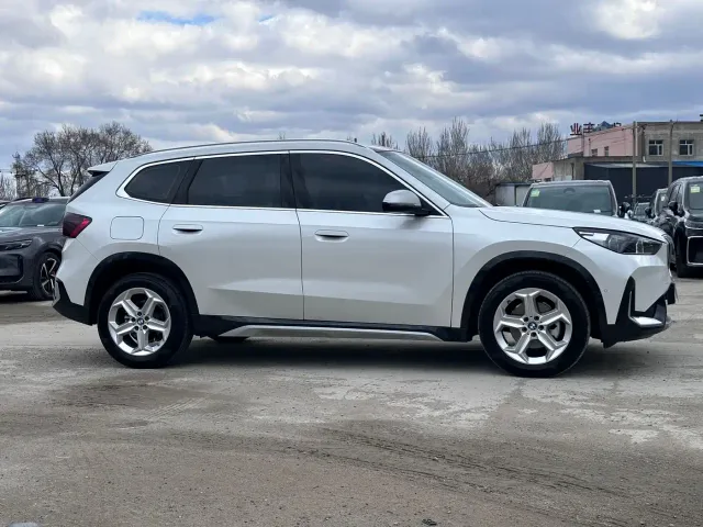 BMW X1 — Фото автомобиля 5