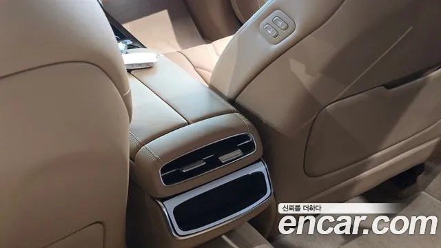 Genesis G80 Бензин 2.5 турбо 2WD — Фото автомобиля 28