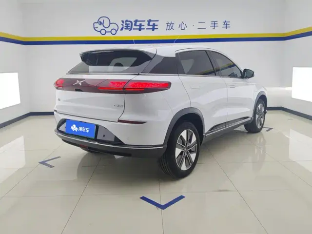 Xpeng G3 — Фото автомобиля 3