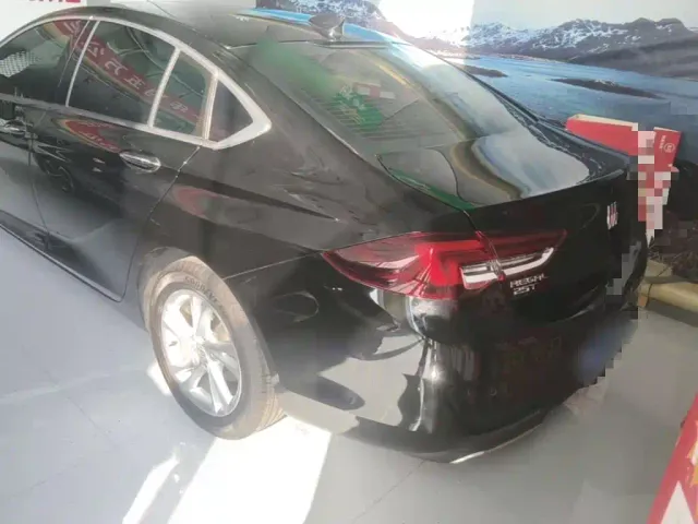 Buick Regal — Фото автомобиля 4