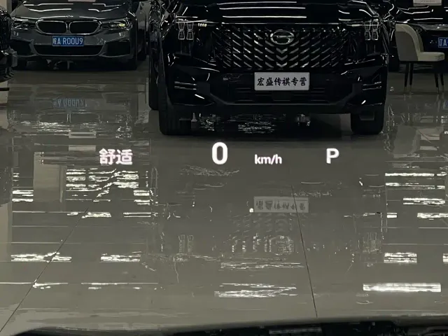 GAC Trumpchi GS8 — Фото автомобиля 14