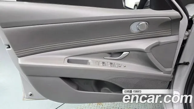 Hyundai AVANTE Новый Avante (CN7) — Фото автомобиля 24