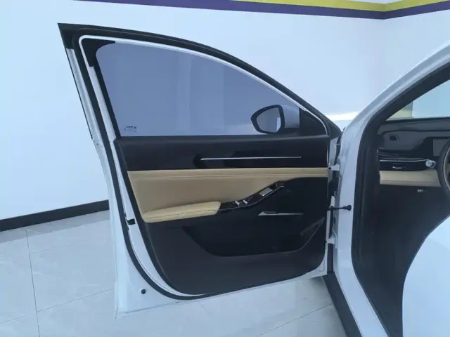 Geely Galaxy L6 — Фото автомобиля 7