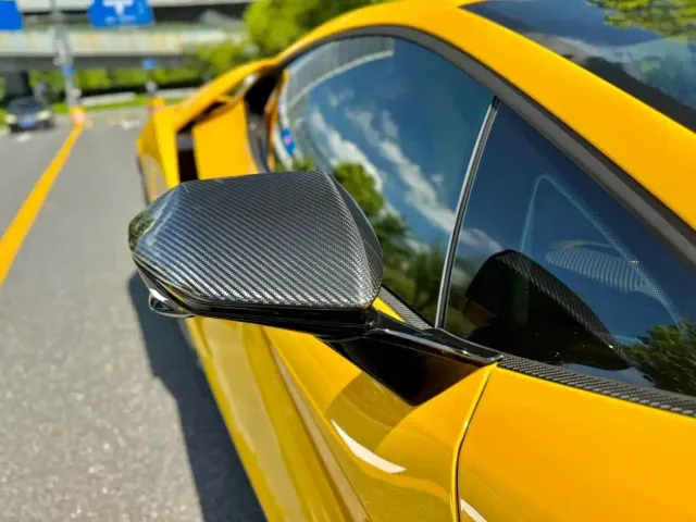 Lamborghini Revuelto — Фото автомобиля 23
