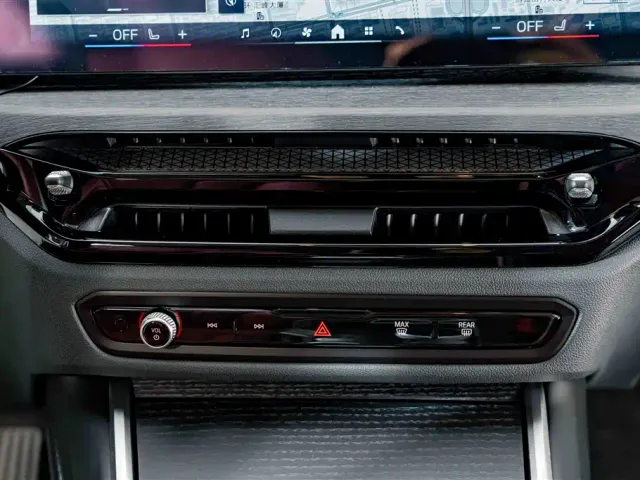 BMW 3 Series — Фото автомобиля 13