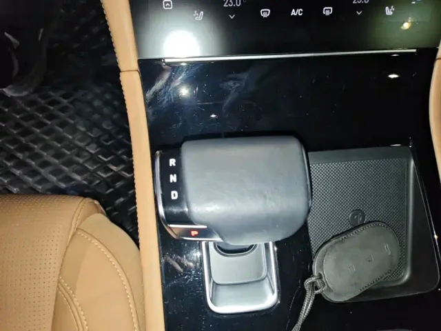 Li Auto ONE — Фото автомобиля 13