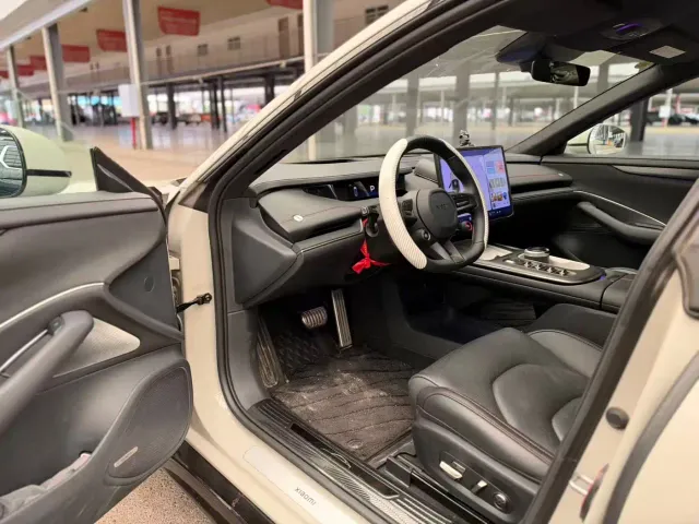 Xiaomi SU7 — Фото автомобиля 4