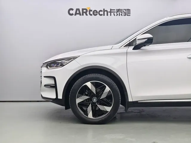 BYD Tang — Фото автомобиля 5