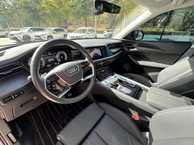 Audi Q6 — Фото автомобиля 7