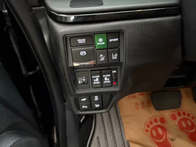 Honda Odyssey — Фото автомобиля 29