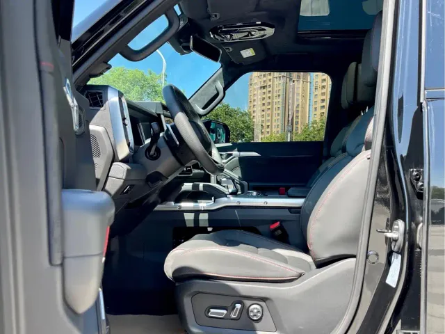 Jetour T2 — Фото автомобиля 9