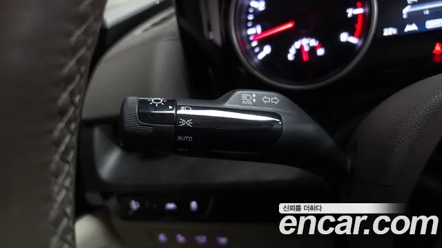 Kia Canival Carnival 4 поколение Бензин 9 мест Noblesse — Фото автомобиля 27