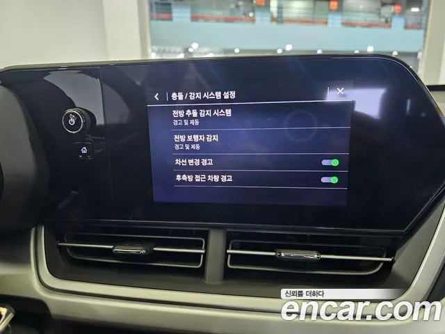 ChevroletGMDaewoo Trax Trax Кроссовер — Фото автомобиля 14
