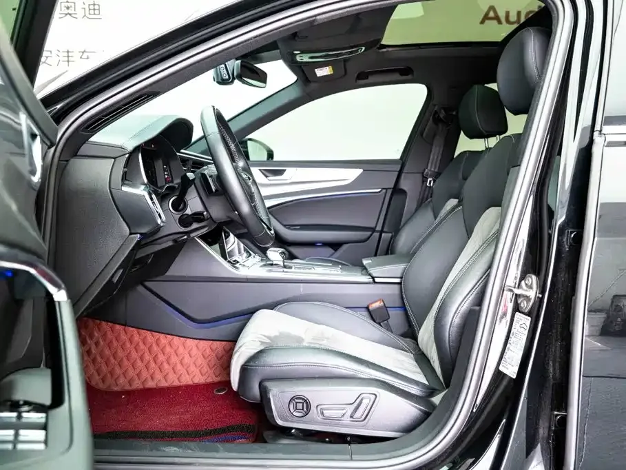 Audi Audi A6L 2023 40 TFSI Luxury Dynamic — Фото автомобиля 4
