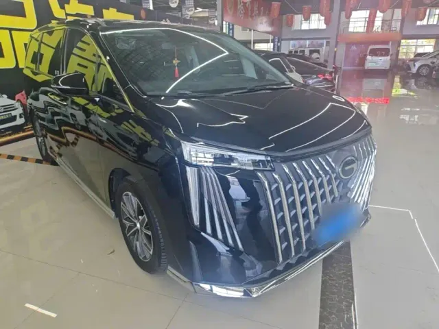 GAC Trumpchi M8 — Фото автомобиля 3