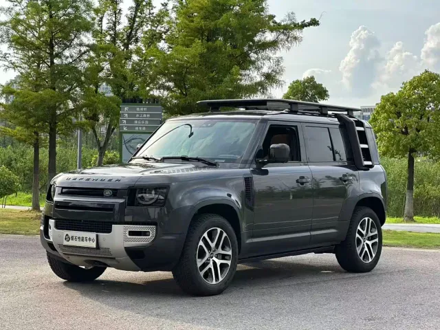 Фотография автомобиля — Land Rover Defender