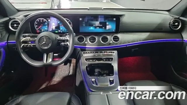 Mercedes-Benz E-Class — Фото автомобиля 6