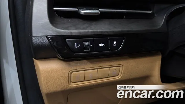 Kia Canival Carnival 4 поколение Дизель 9 мест Prestige — Фото автомобиля 16