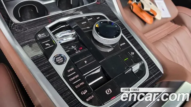 BMW X6 xDrive40i M Sport — Фото автомобиля 8